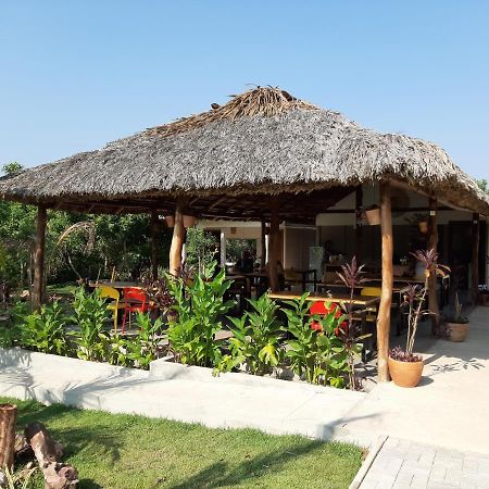 Pousada De Charme Formiga Ecolodge Mateiros Extérieur photo